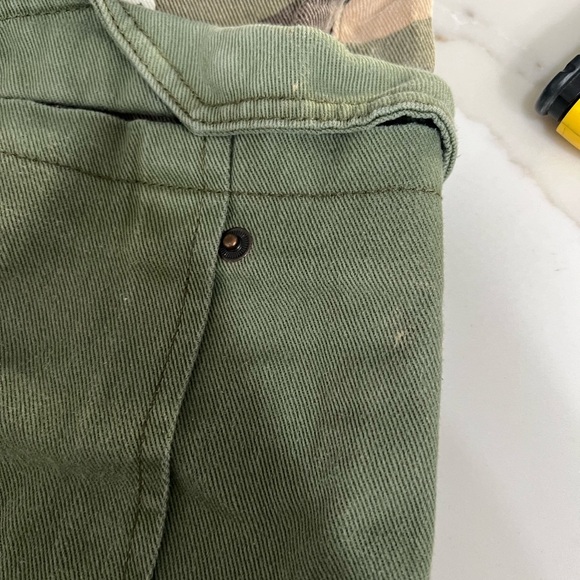 Mens 100% Authentic Hustle Gang Camo Cargo Pants sz42 - Picture 13 of 13